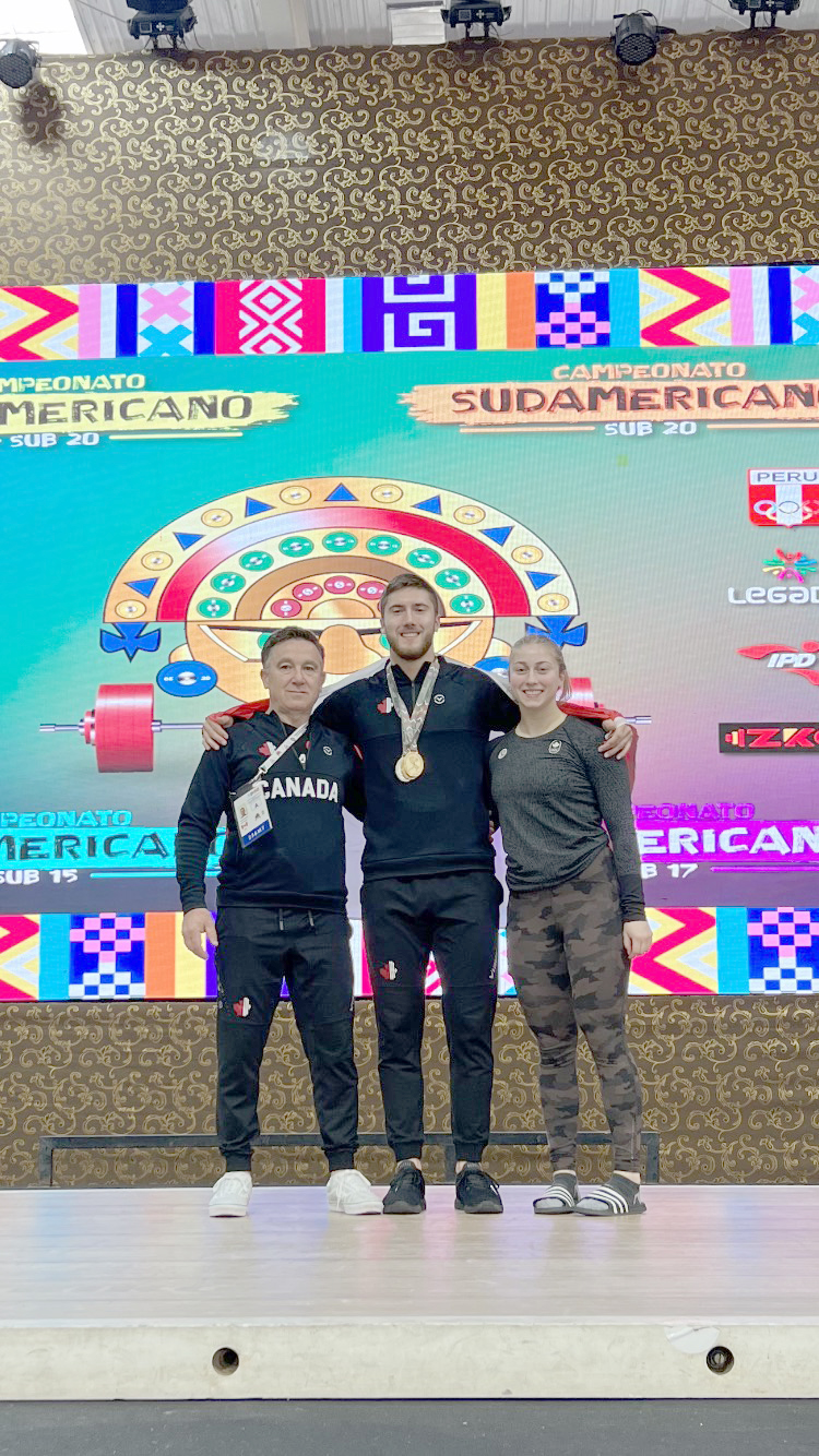 Snatching the gold at the PanAmJunior weightlifting competition The